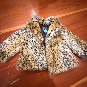 Toddler Girls Faux Fur Old Navy Coat Size 18-24 Months